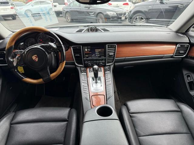 2014 Porsche Panamera Base