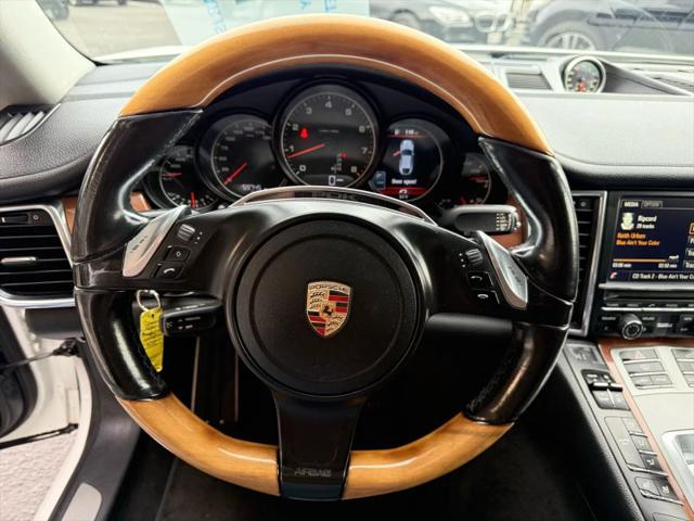 2014 Porsche Panamera Base