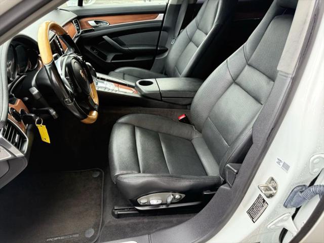 2014 Porsche Panamera Base