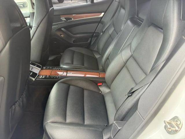 2014 Porsche Panamera Base