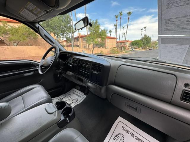 2005 Ford Excursion XLT