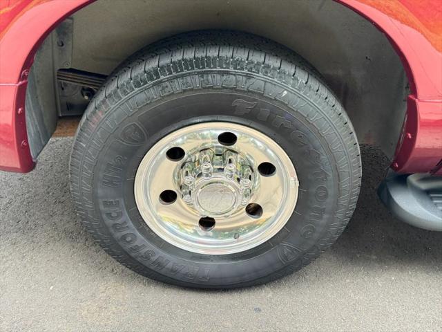 2005 Ford Excursion XLT
