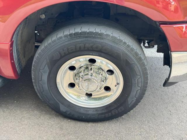 2005 Ford Excursion XLT