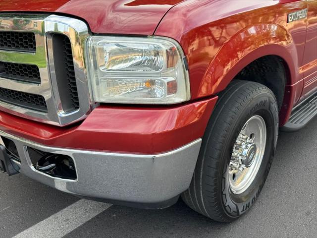 2005 Ford Excursion XLT