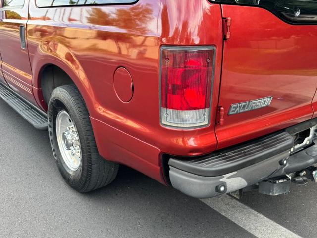 2005 Ford Excursion XLT