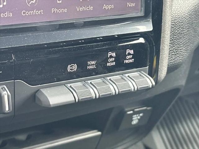 2026 Ram 3500 Tradesman Crew Cab 4x4 8 Box