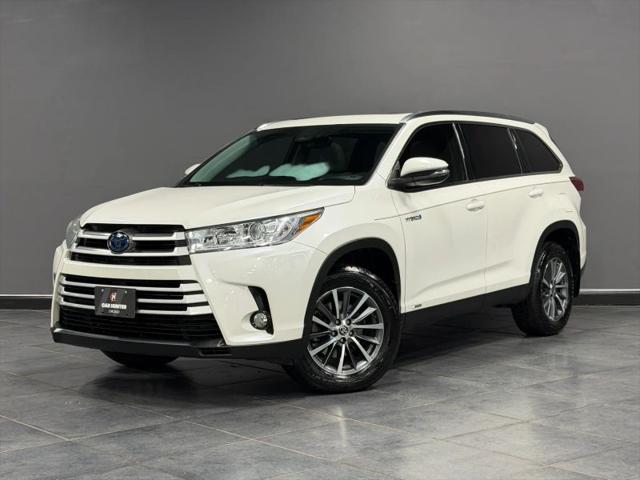 2019 Toyota Highlander Hybrid XLE for sale in Bensenville, IL