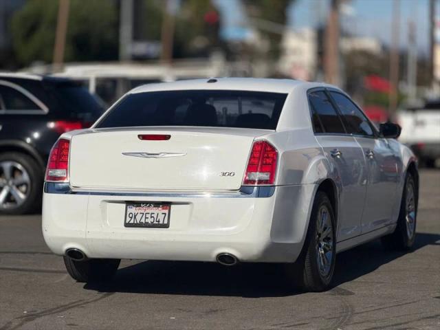 2012 Chrysler 300 Limited