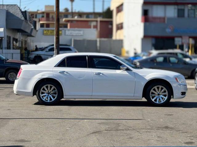 2012 Chrysler 300 Limited