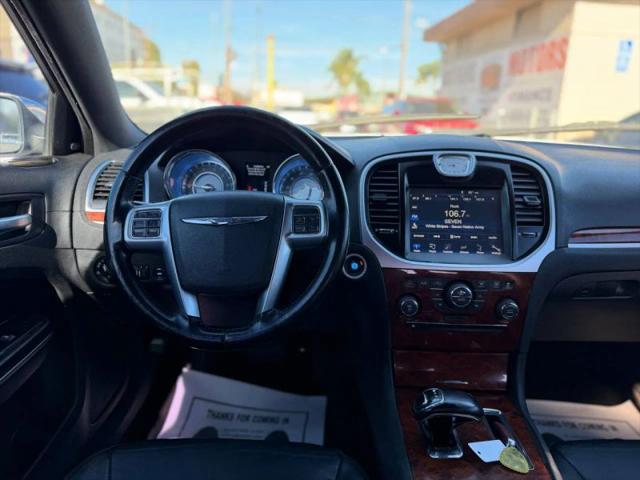 2012 Chrysler 300 Limited
