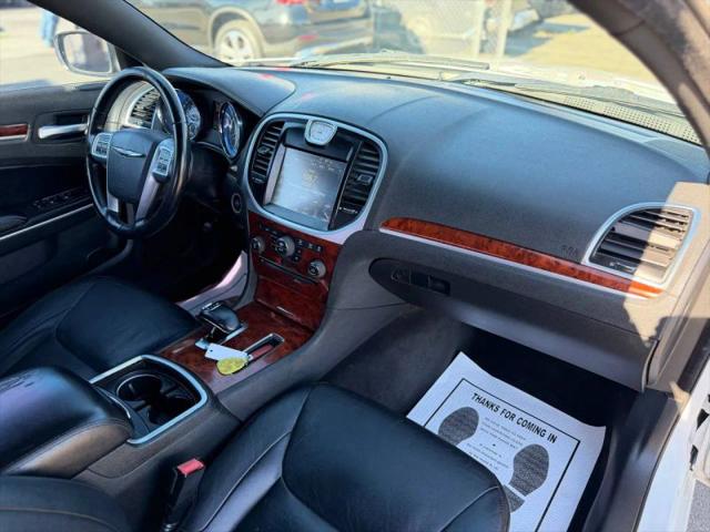 2012 Chrysler 300 Limited