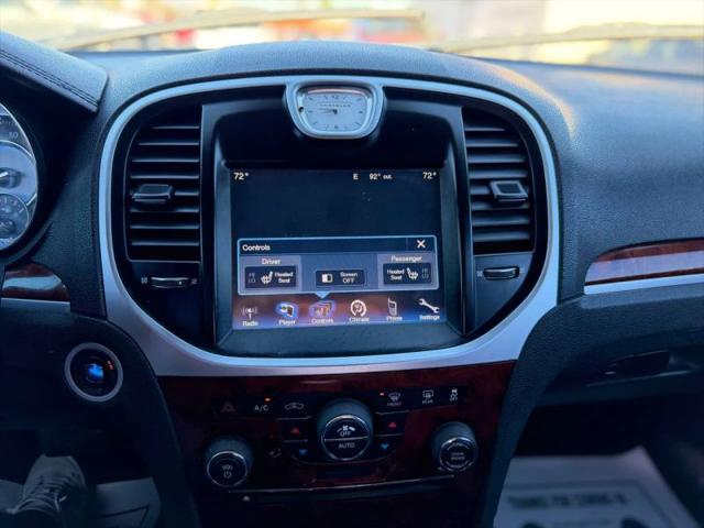 2012 Chrysler 300 Limited