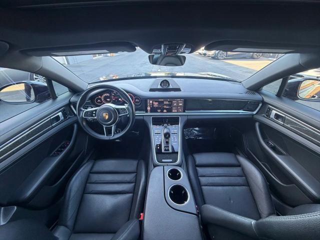 2018 Porsche Panamera 4