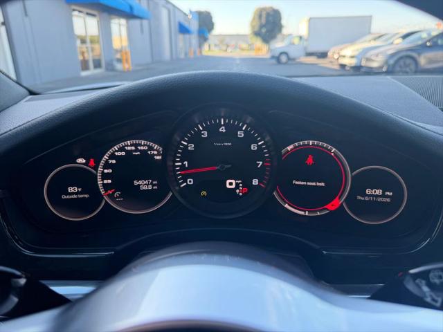 2018 Porsche Panamera 4