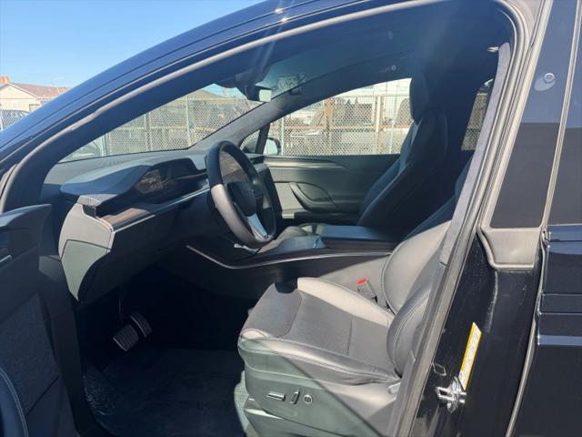 2023 Tesla Model X Standard Range