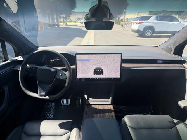 2023 Tesla Model X Standard Range
