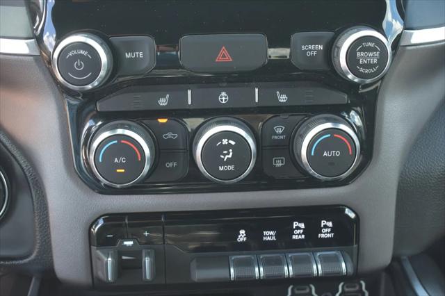 2021 Ram 1500 Big Horn Crew Cab 4x4 5'7" Box