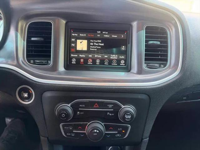 2019 Dodge Charger SXT RWD
