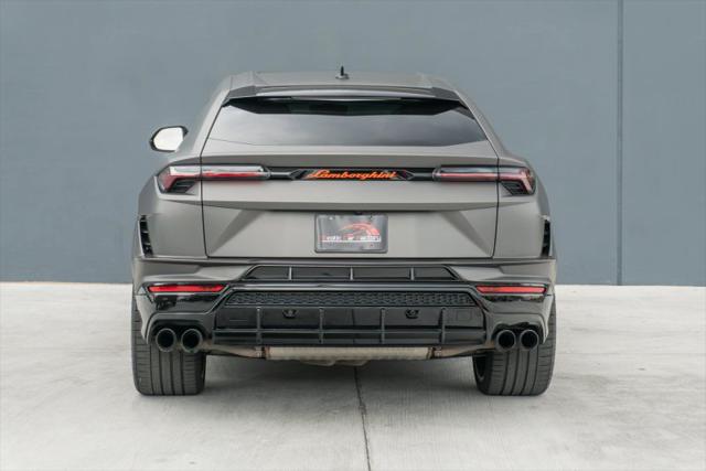 2023 Lamborghini Urus S