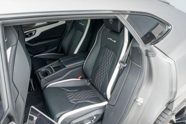 2023 Lamborghini Urus S