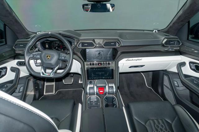 2023 Lamborghini Urus S