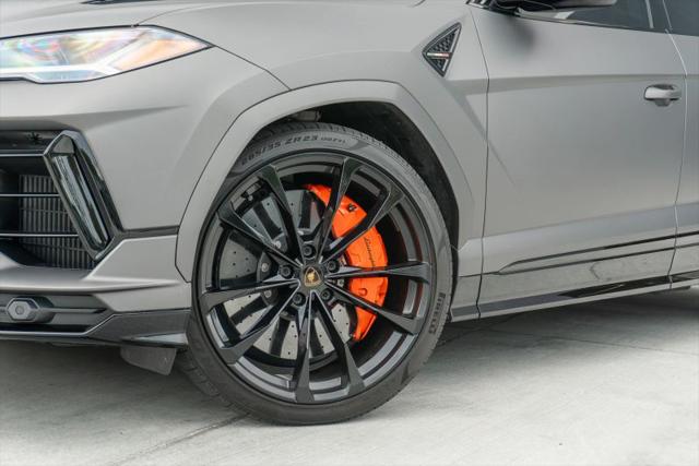 2023 Lamborghini Urus S