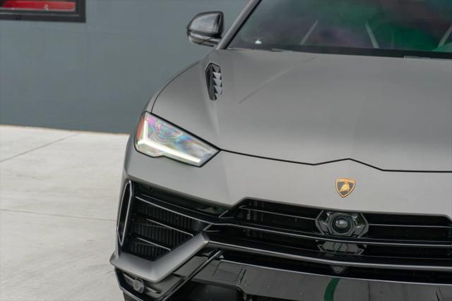 2023 Lamborghini Urus S