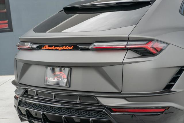2023 Lamborghini Urus S