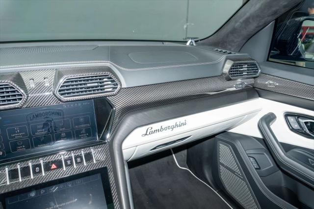 2023 Lamborghini Urus S