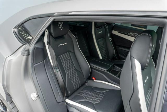2023 Lamborghini Urus S