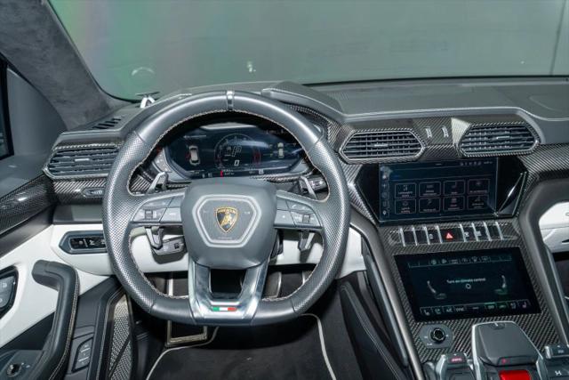 2023 Lamborghini Urus S