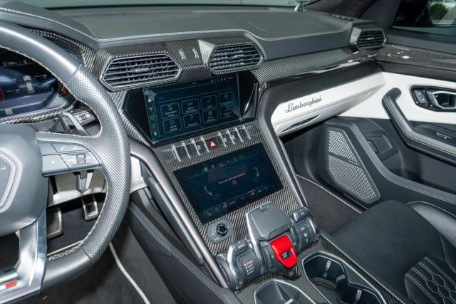 2023 Lamborghini Urus S