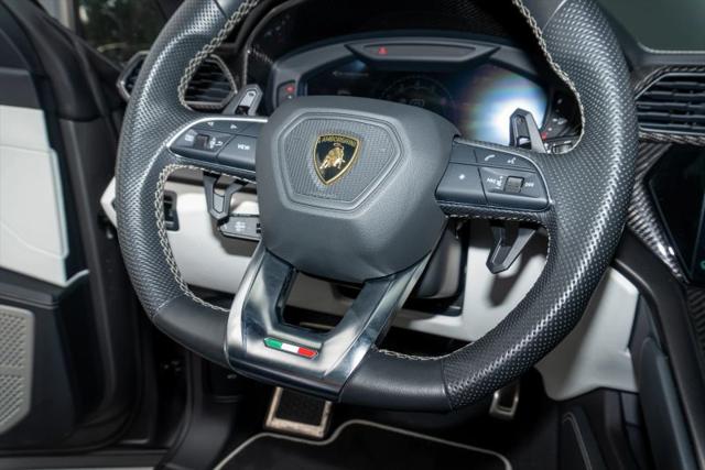 2023 Lamborghini Urus S