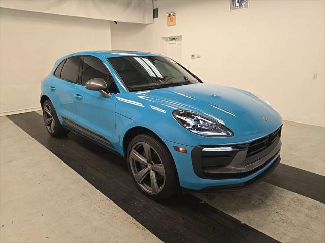 2023 Porsche Macan T