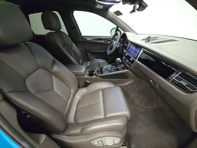 2023 Porsche Macan T