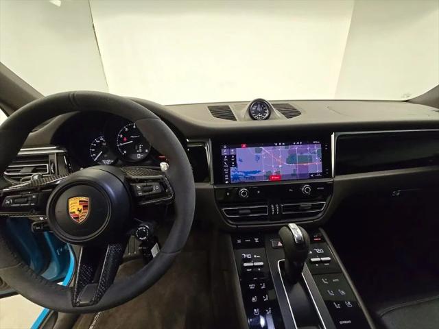 2023 Porsche Macan T