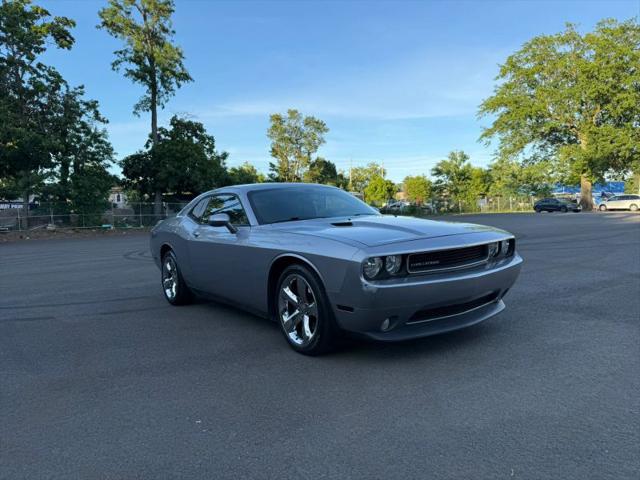 2013 Dodge Challenger SXT