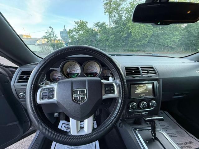 2013 Dodge Challenger SXT