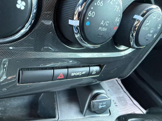 2013 Dodge Challenger SXT