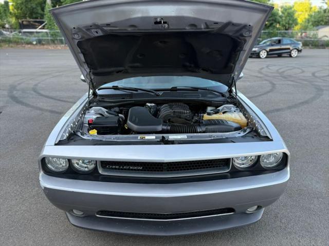 2013 Dodge Challenger SXT