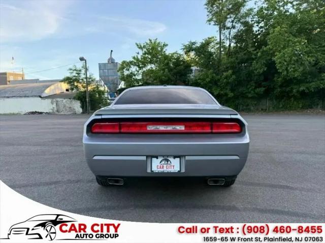 2013 Dodge Challenger SXT