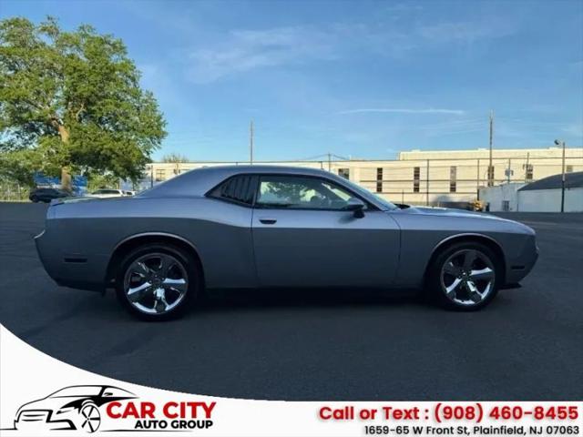 2013 Dodge Challenger SXT