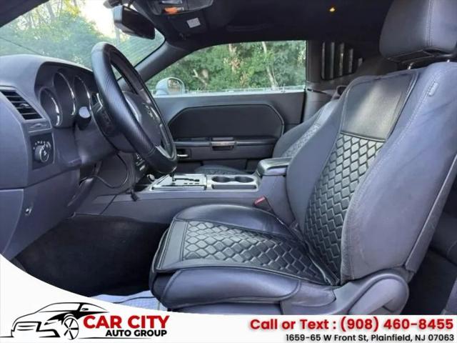 2013 Dodge Challenger SXT