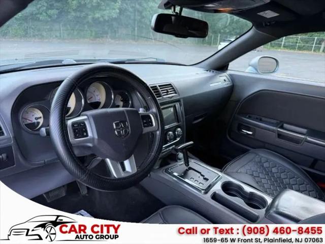2013 Dodge Challenger SXT