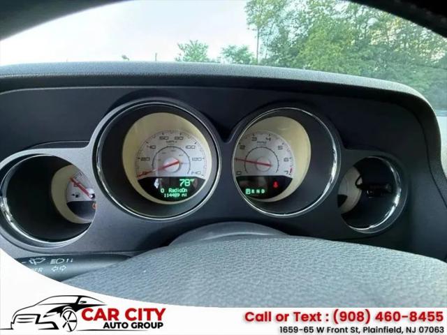 2013 Dodge Challenger SXT