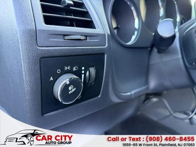 2013 Dodge Challenger SXT