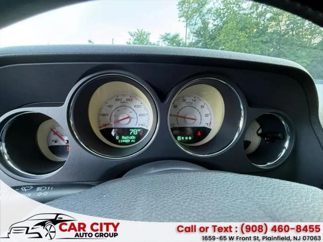 2013 Dodge Challenger SXT