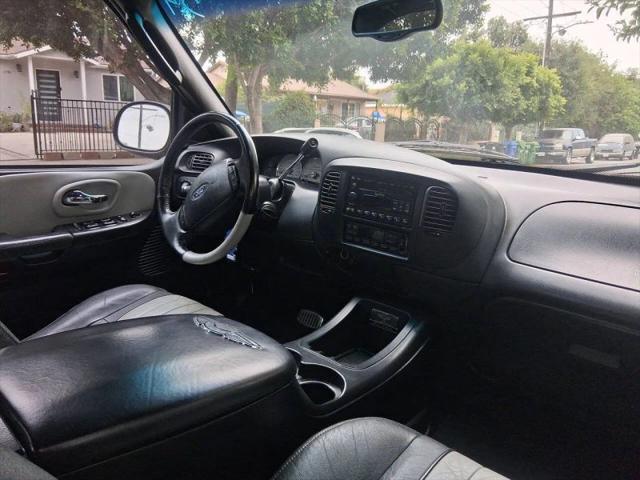 2003 Ford F-150 LARIAT