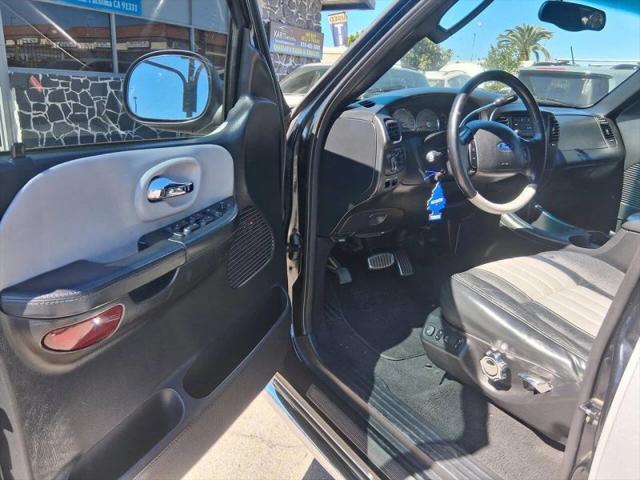 2003 Ford F-150 LARIAT