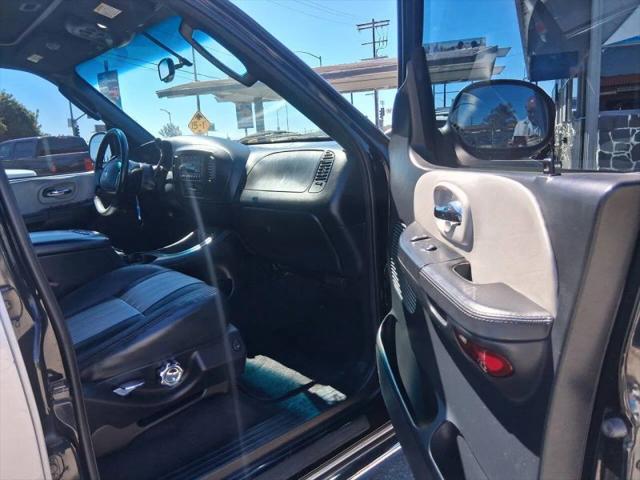 2003 Ford F-150 LARIAT